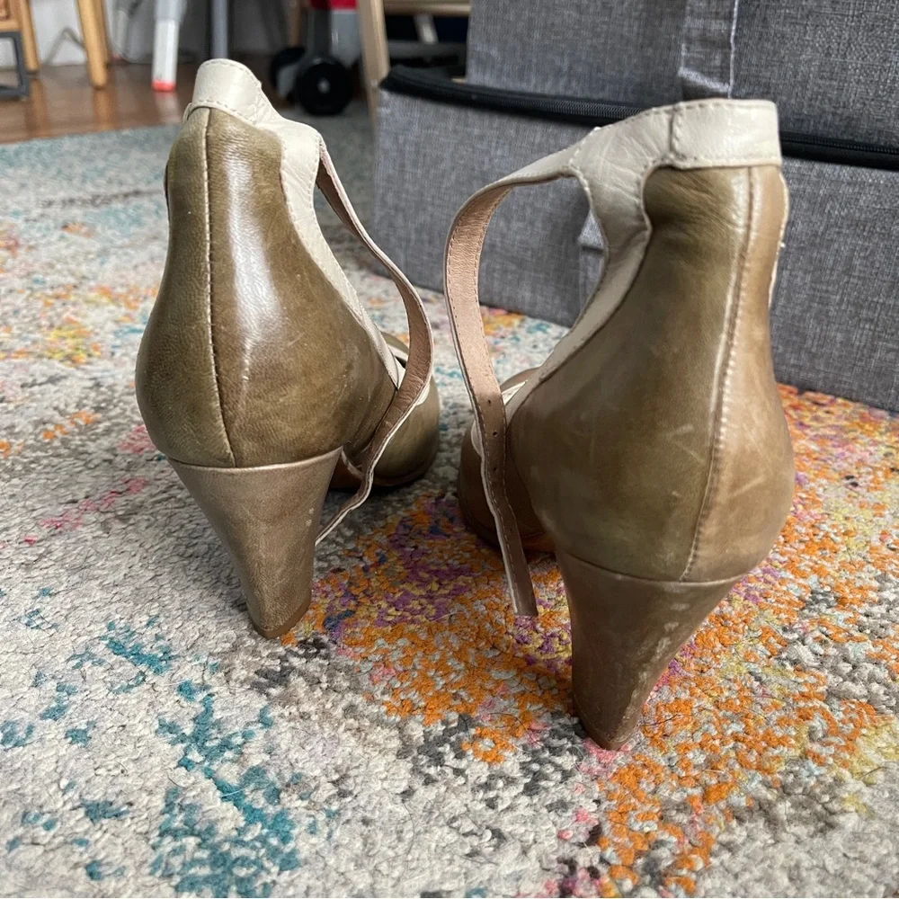 Miz mooz low heel ankle buckle shoes - Picture 3 of 4